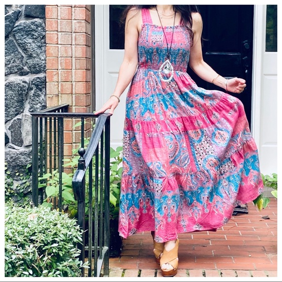 BOHO CHIC GORGEOUS PRINT MAXI DRESS - Picture 4 of 11